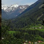 Apartament Ferienhaus-roemerthurm Schöder